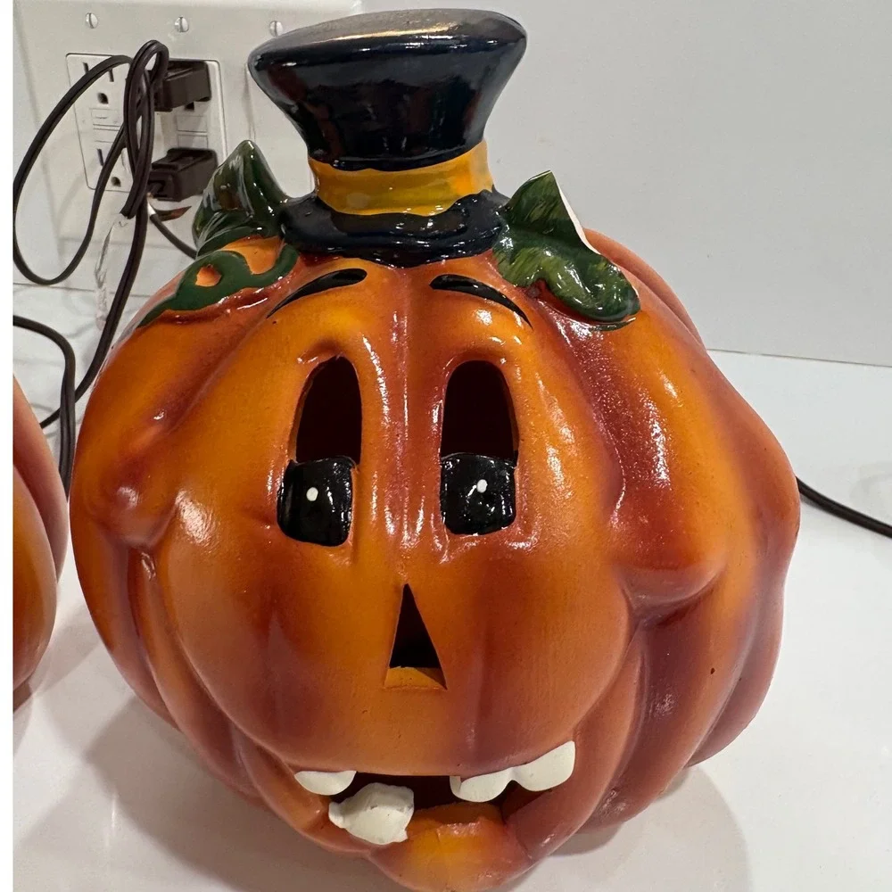 N/A vintage ceramic